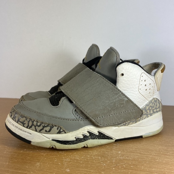 Air Jordan Son of Mars Size 9c Toddler Sneakers - Picture 12 of 13